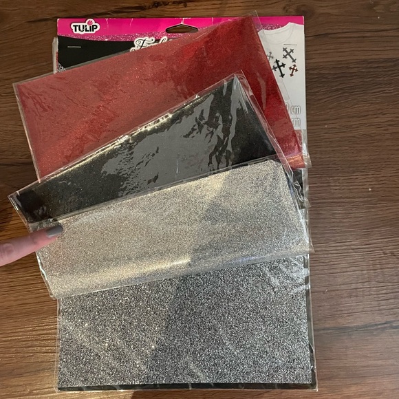 NEW! Tulip Glitter Iron-on Transfer Sheets in Twilight - Picture 4 of 9